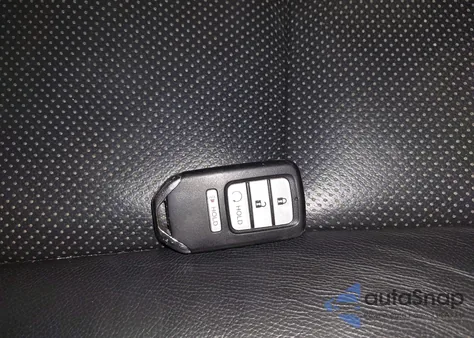 2018 Honda Ridgeline Rtl-E из США, поврежденный, VIN 5FPYK3F72JB004371